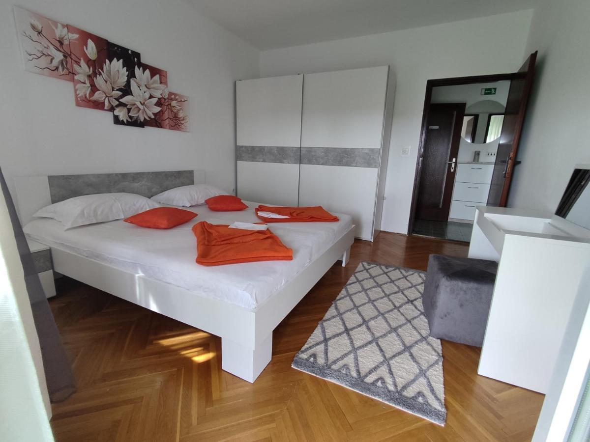 Apartment Teresa With Big Terrace Dramalj Crikvenica Esterno foto