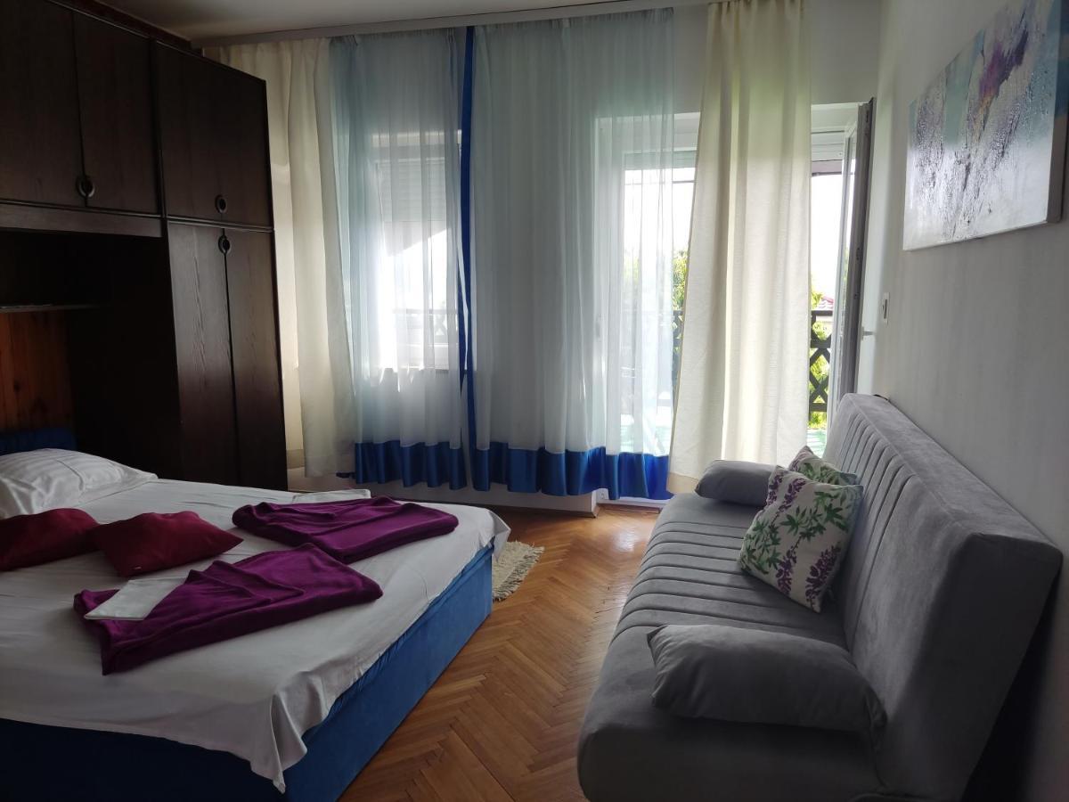Apartment Teresa With Big Terrace Dramalj Crikvenica Esterno foto