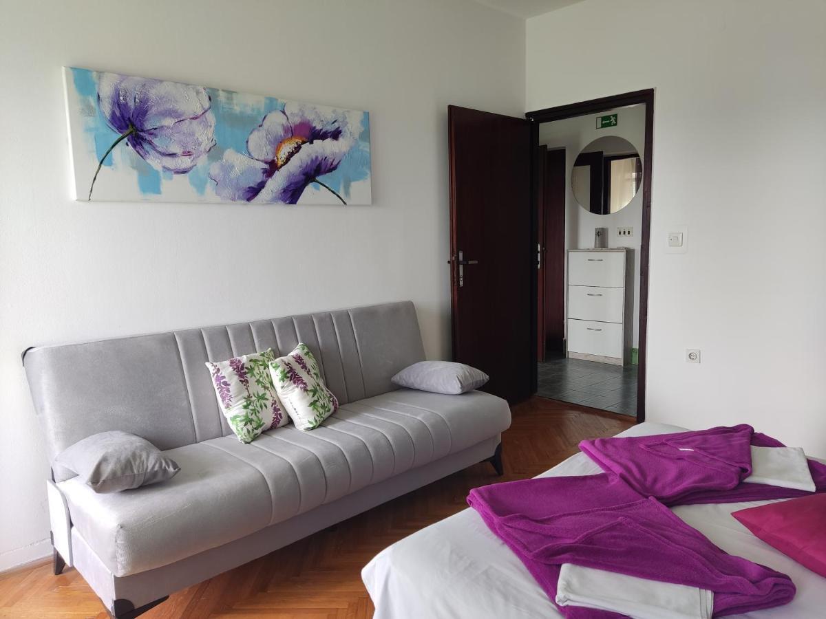 Apartment Teresa With Big Terrace Dramalj Crikvenica Esterno foto