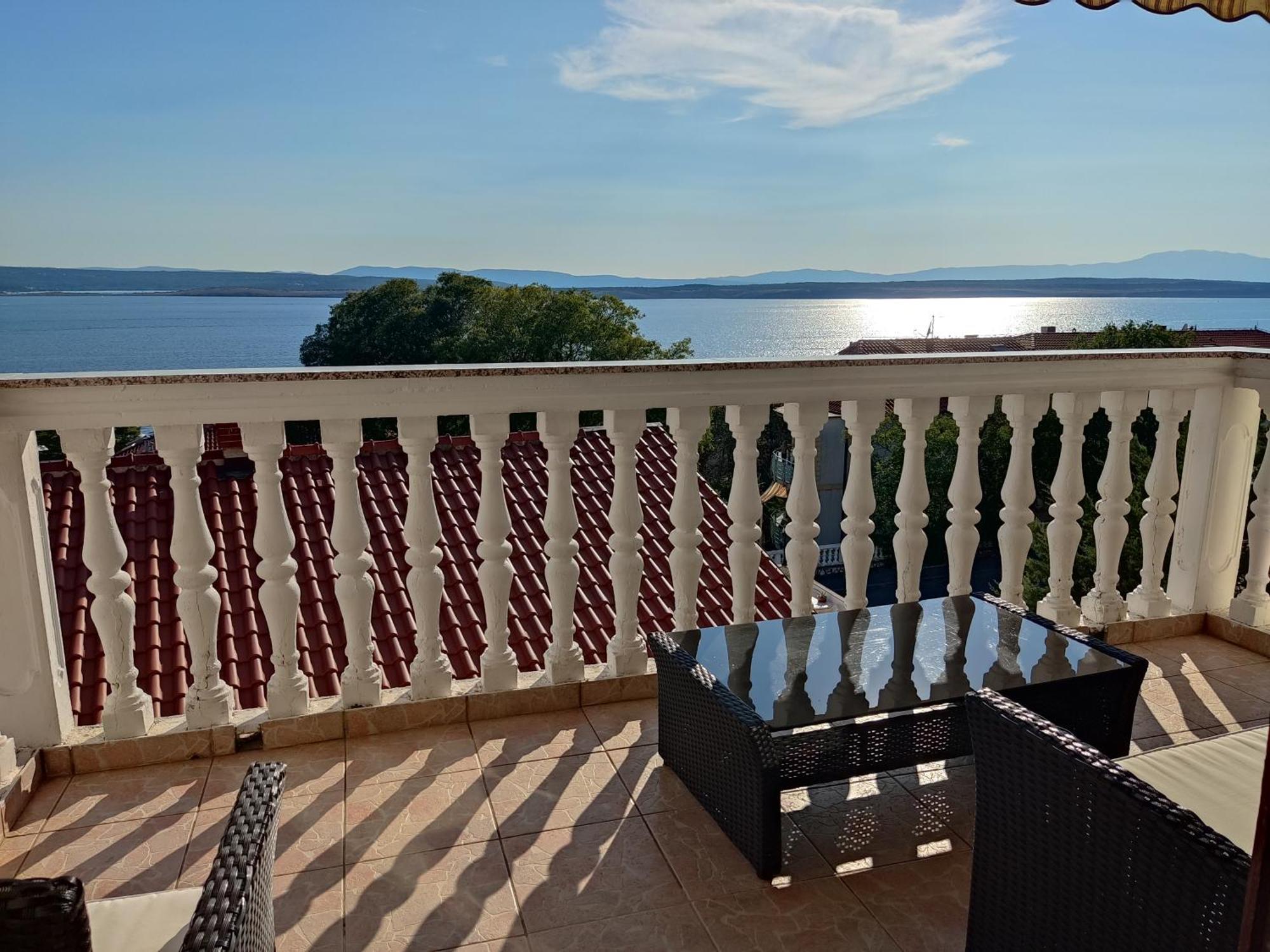 Apartment Teresa With Big Terrace Dramalj Crikvenica Esterno foto