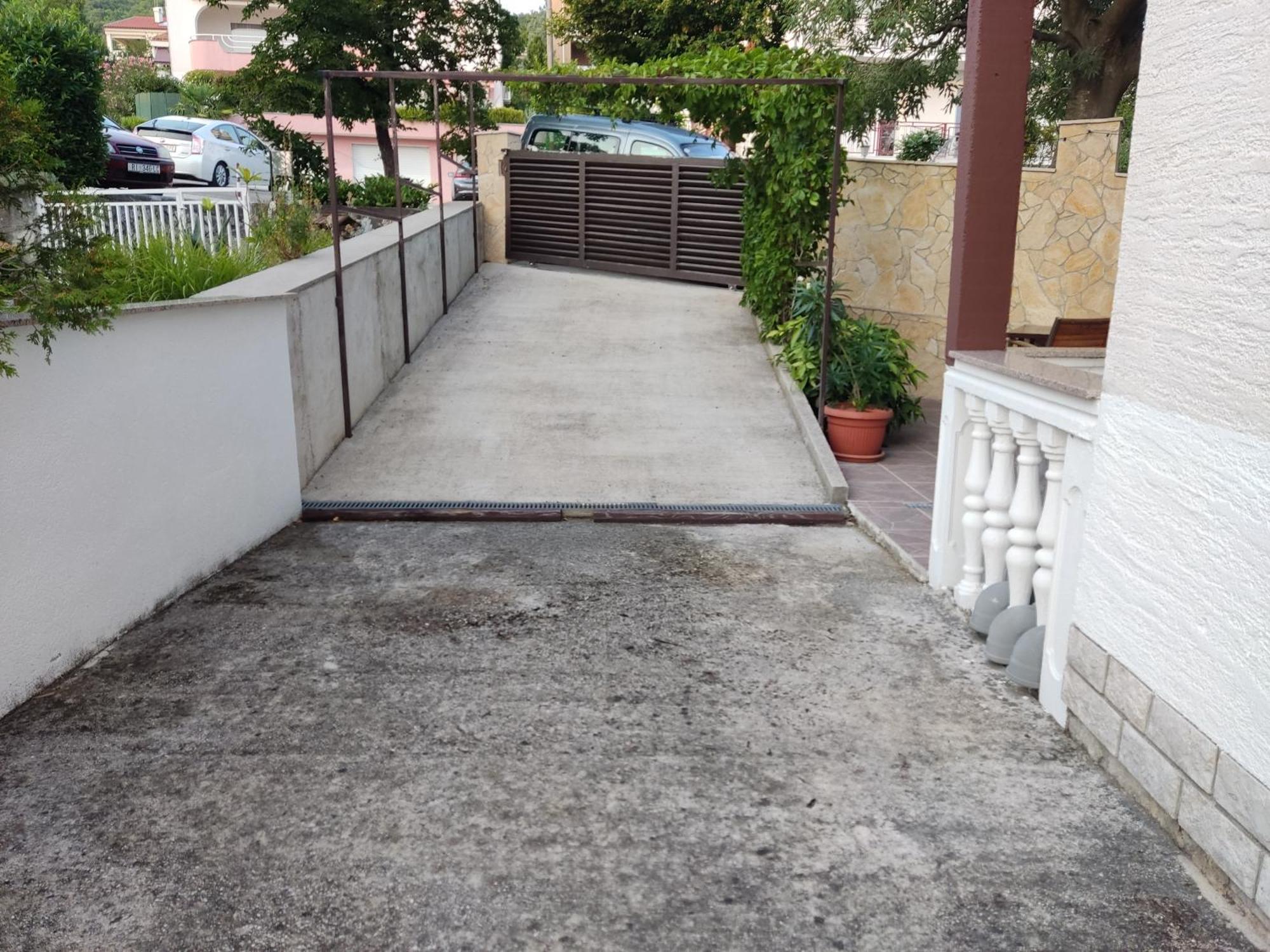 Apartment Teresa With Big Terrace Dramalj Crikvenica Esterno foto